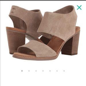 TOMS Majorca Cutout Sandal size 6